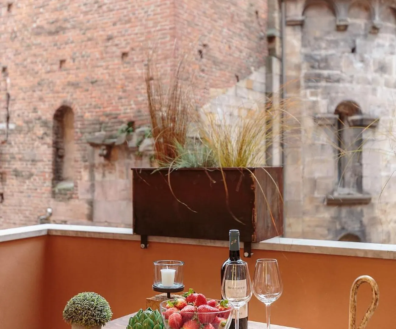 The Palace View Penthouse, Modern Luxury In Lucca